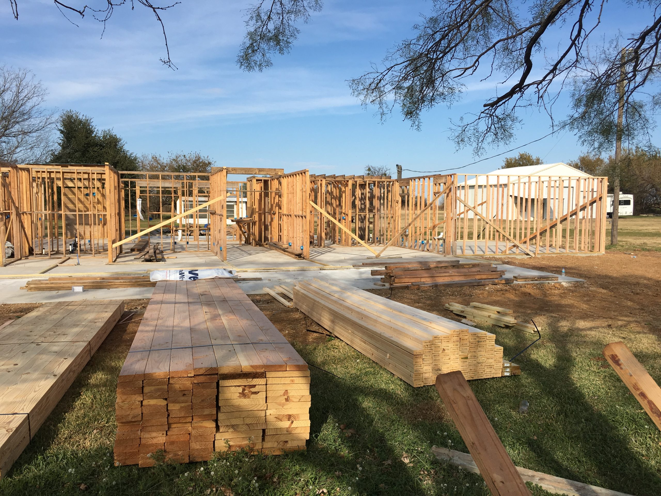 Construction Aldana Roofing and Construction