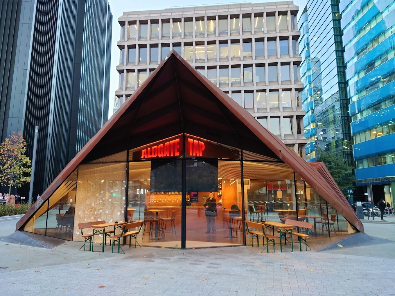 Bringing the historic Inn back to its full glory o Aldgate Tap