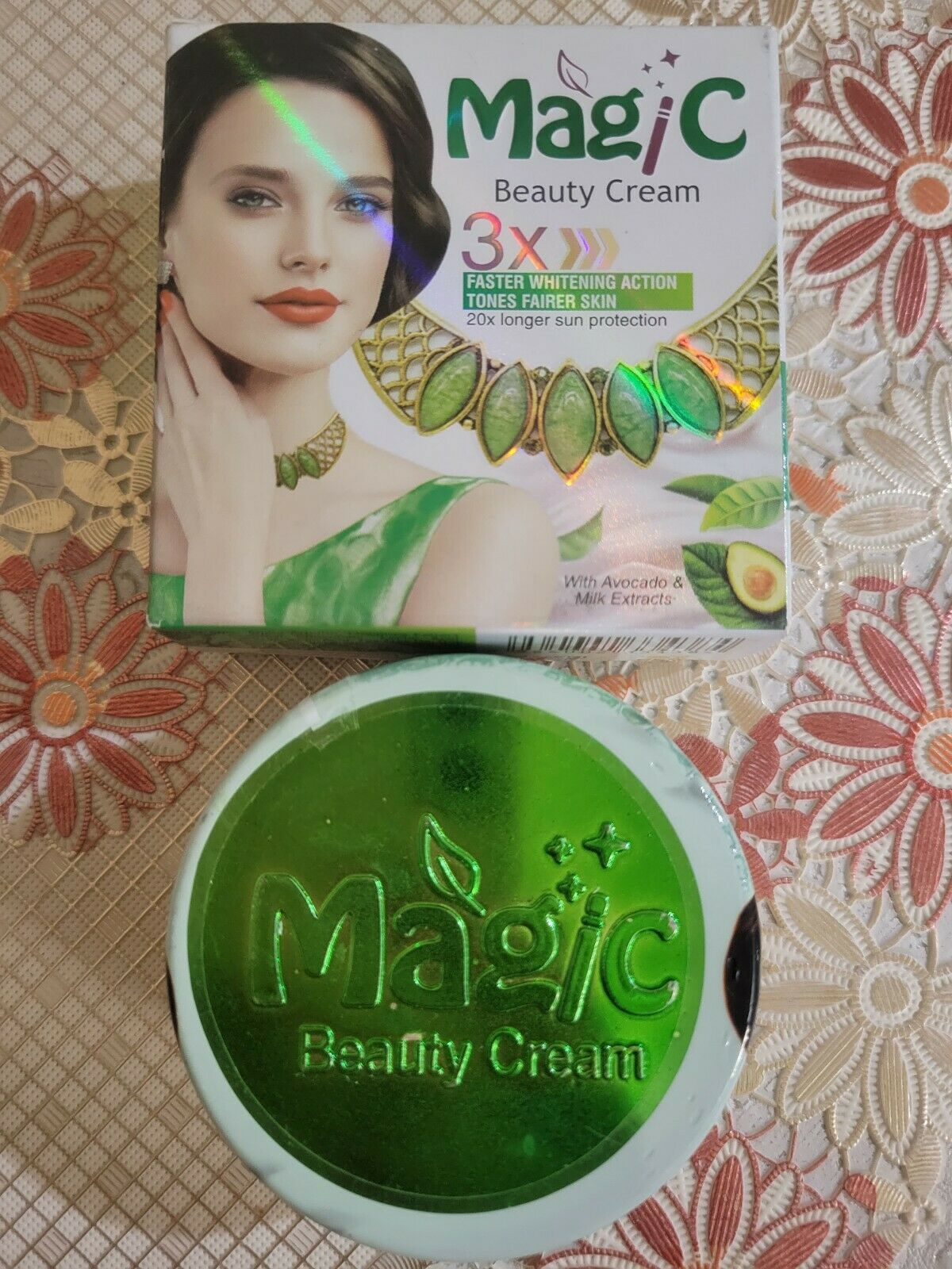 MAGIC Beauty Cream 30gm (3X Whitening Formula) Aleena Cosmetics