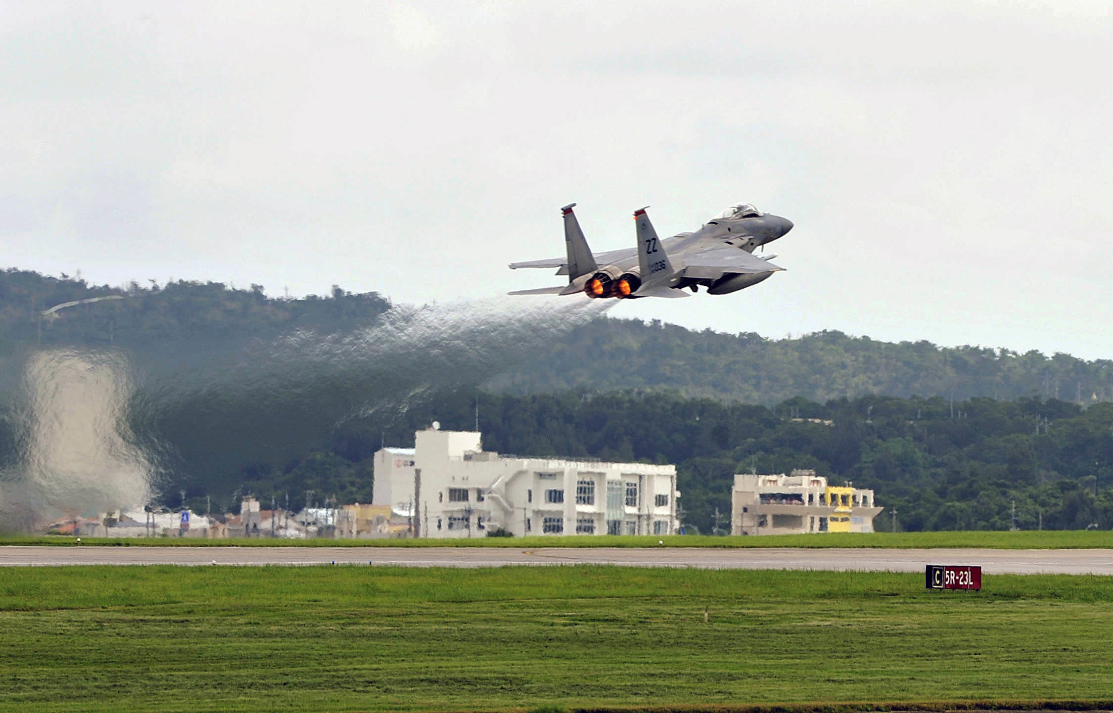F15s at Kadena AB, Japan to resume flying this week Alert 5