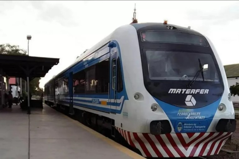Fuerte denuncia: el sindicato ferroviario alerta que podría desaparecer el Tren del Valle