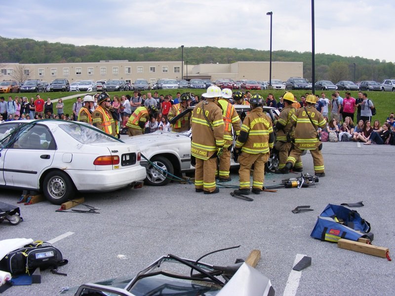 DOWNINGTOWN WEST HIGH SCHOOL PREPROM MOCK AUTO ACCIDENT Alert Fire