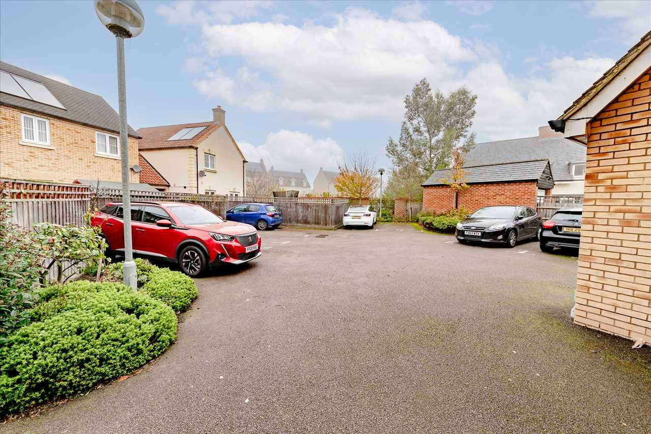 Stanwyck Lane, Milton Keynes Alexander Lawrence