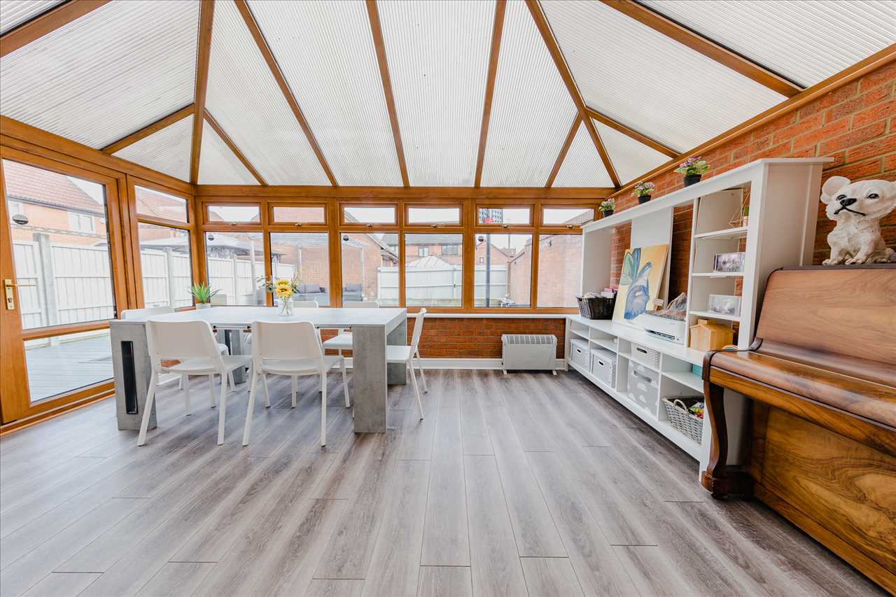 Wrens Park, Milton Keynes Alexander Lawrence