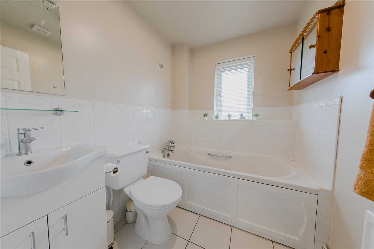 Wrens Park, Milton Keynes Alexander Lawrence