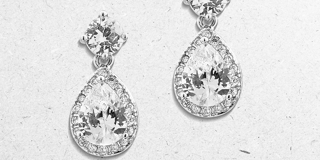 Mirai Drop Earrings (2 DaysRental) oleh Jewelry Rental by Maharaja
