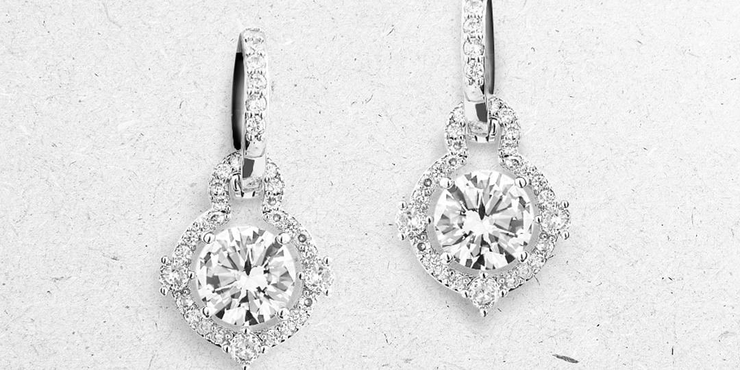 Ravenna Clip Earrings (4 Days Rental) oleh Jewelry Rental by Maharaja