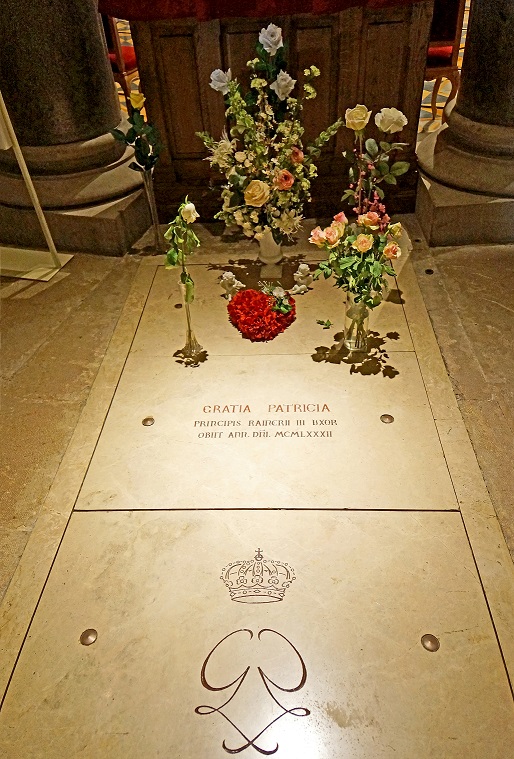 gracegrave1 Alex's Asteroid Astrology Alex's Asteroid Astrology