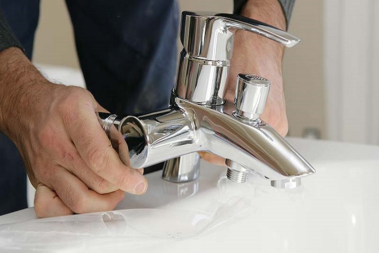 PLUMBING FIXTURE INSTALLATION AND REPAIR Alexi's Handyman Services