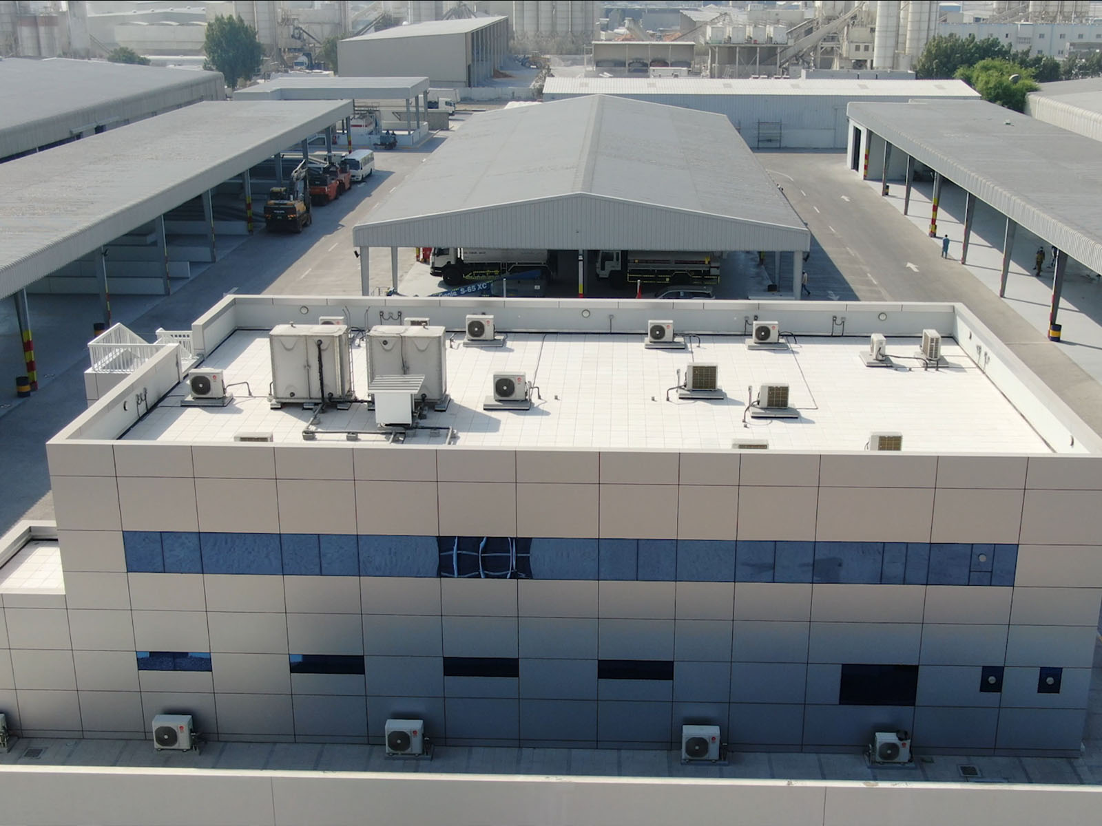 Construction of the new at Mussafah, Abu Dhabi. Al Geemi