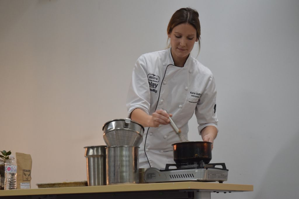 Algonquin alumna returns to share her culinary experiences algonquin times