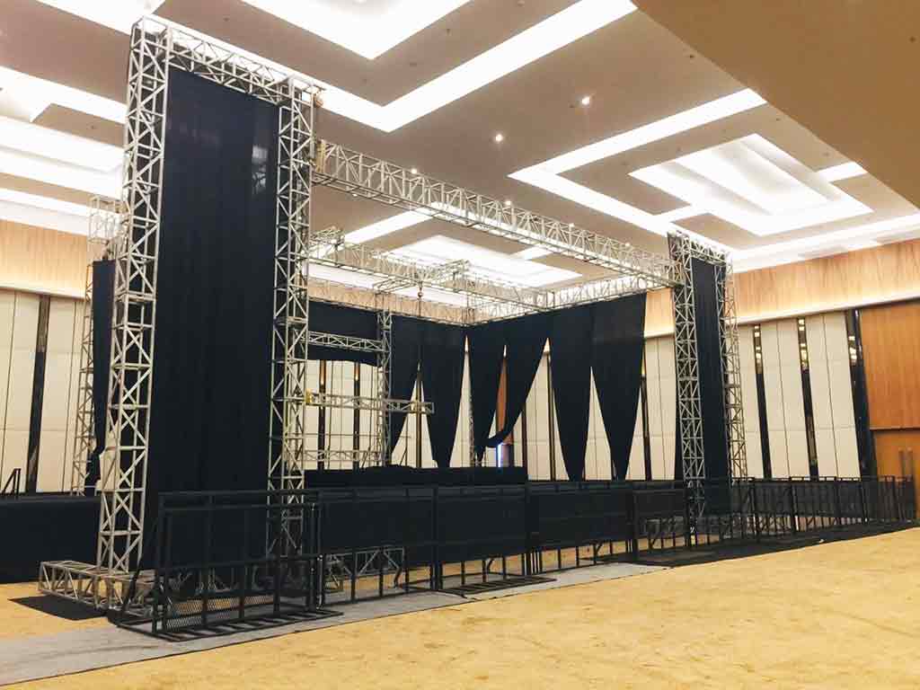 Sewa Panggung Rigging dan Barikade, Jakarta, Tangerang, Bekasi, Bogor.(04)