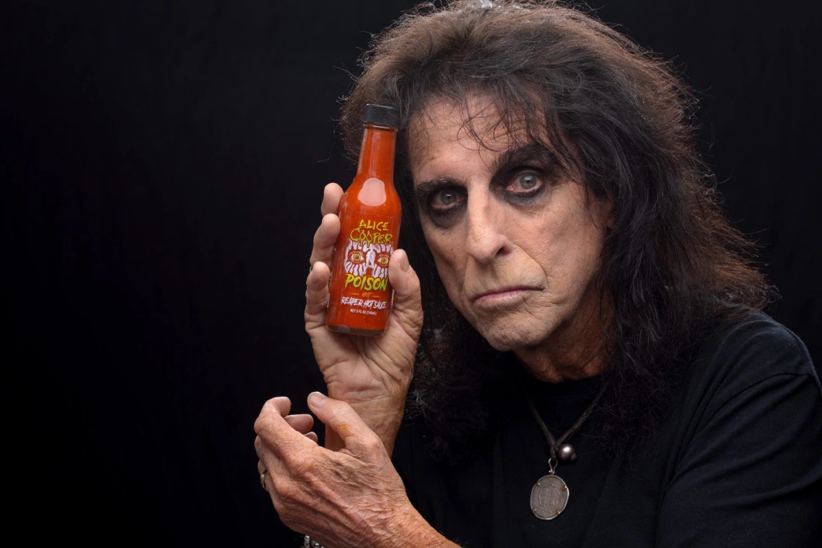 Alice Cooper on OneYear Anniversary of Hot Sauce Launch ‘We Keep it