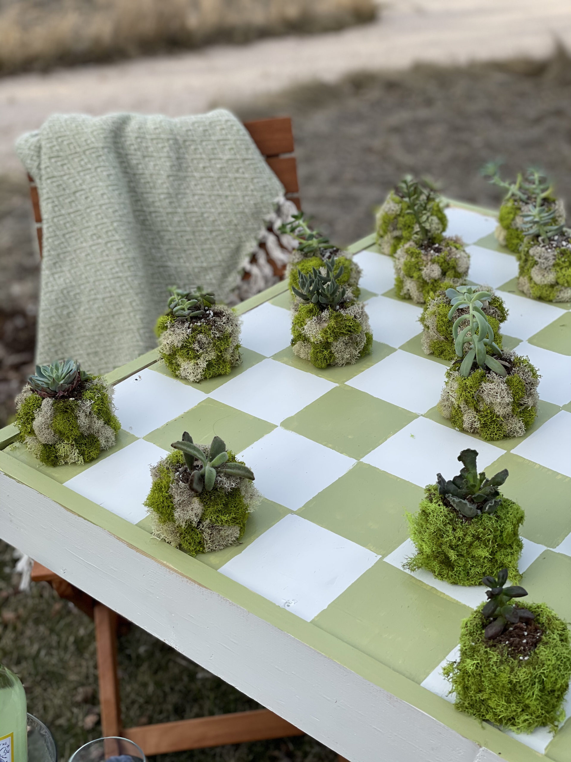 I made the cutest checkerboard table for the patio! A Life Unfolding
