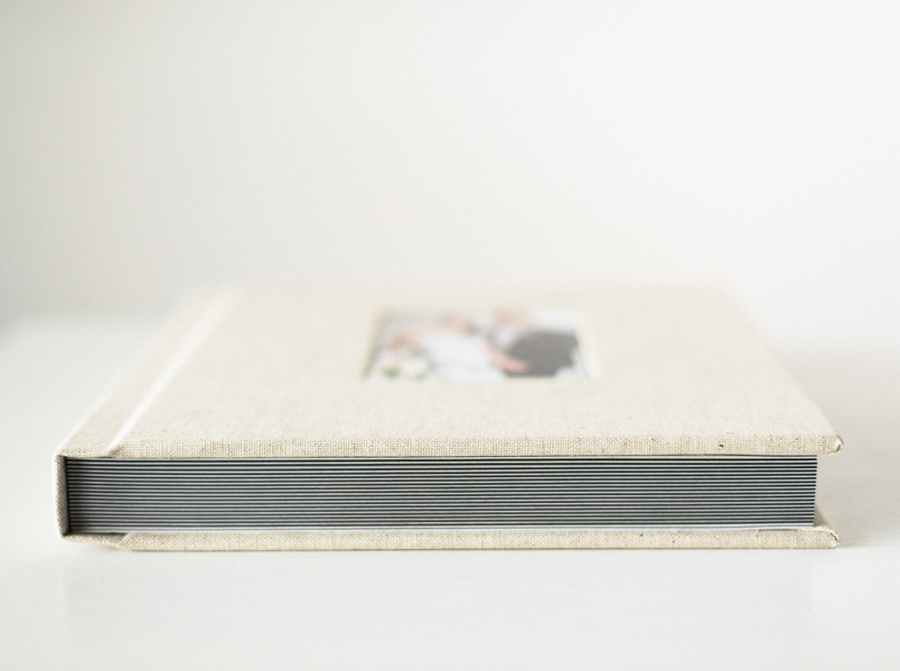 Important things that an album design company can offer that design