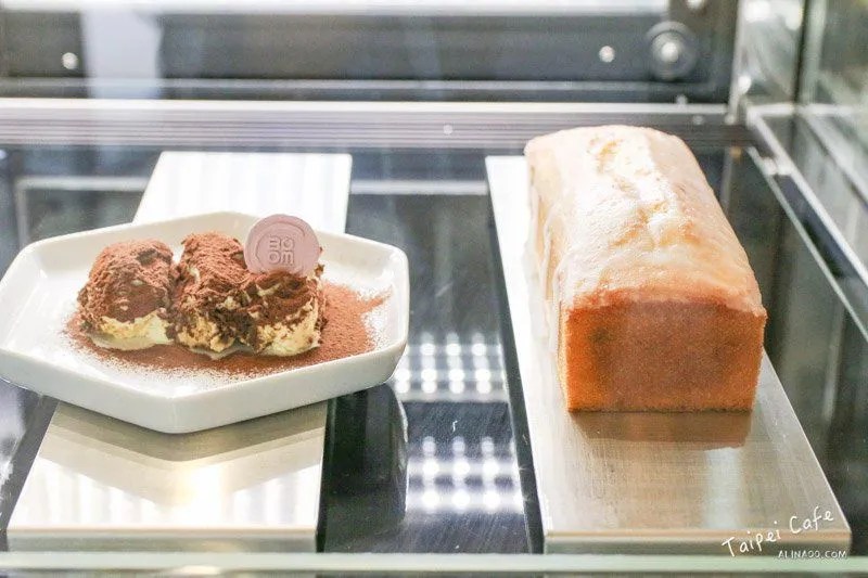 【食記】台北大安 BOOM coffee roasters 大爆咖啡 舒適而率性的咖啡館空間 Alina 愛琳娜