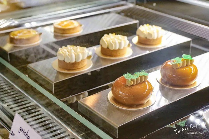 【食記】台北大安 BOOM coffee roasters 大爆咖啡 舒適而率性的咖啡館空間 Alina 愛琳娜