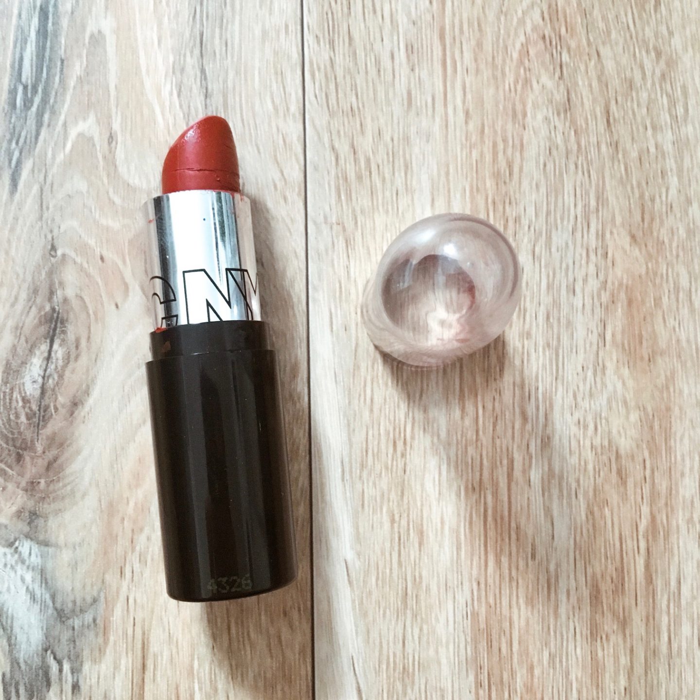 The best red cruelty free lipsticks for Christmas! A Little Rose Dust