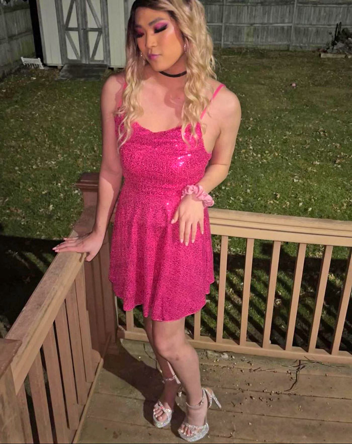 Kitty All About Crossdresser