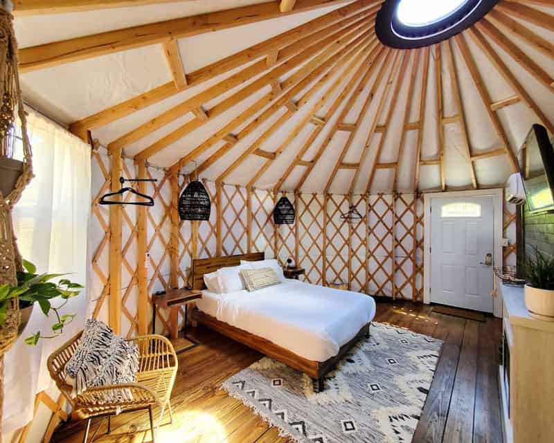 Discover the 7 Best Yurts in Ohio Hocking Hills and More!