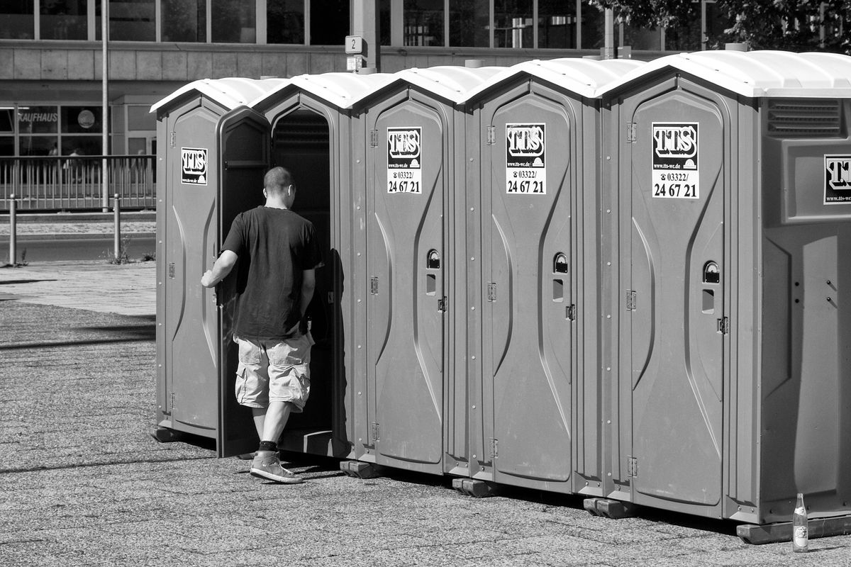 Ultimate Guide to Porta Potty Construction Materials, Designs, and