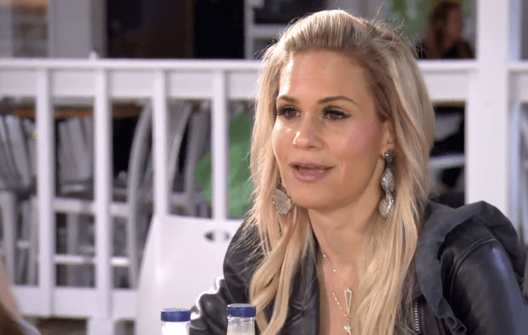 Twitter Drags 'Jealous' Jennifer Aydin For Attacking Jackie's Wealth!