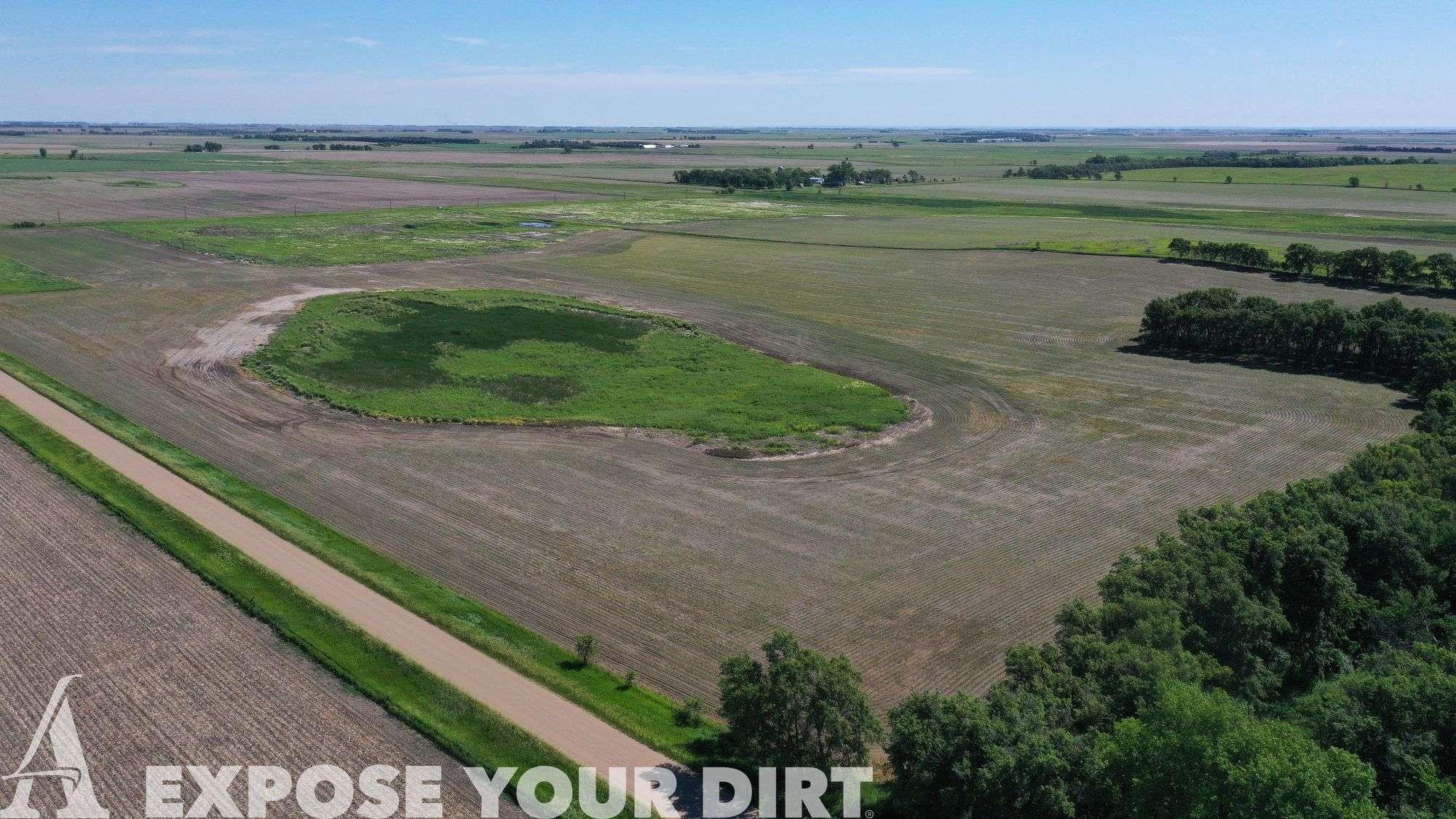 315+/ Acre Spink County, SD Online Only Land Auction