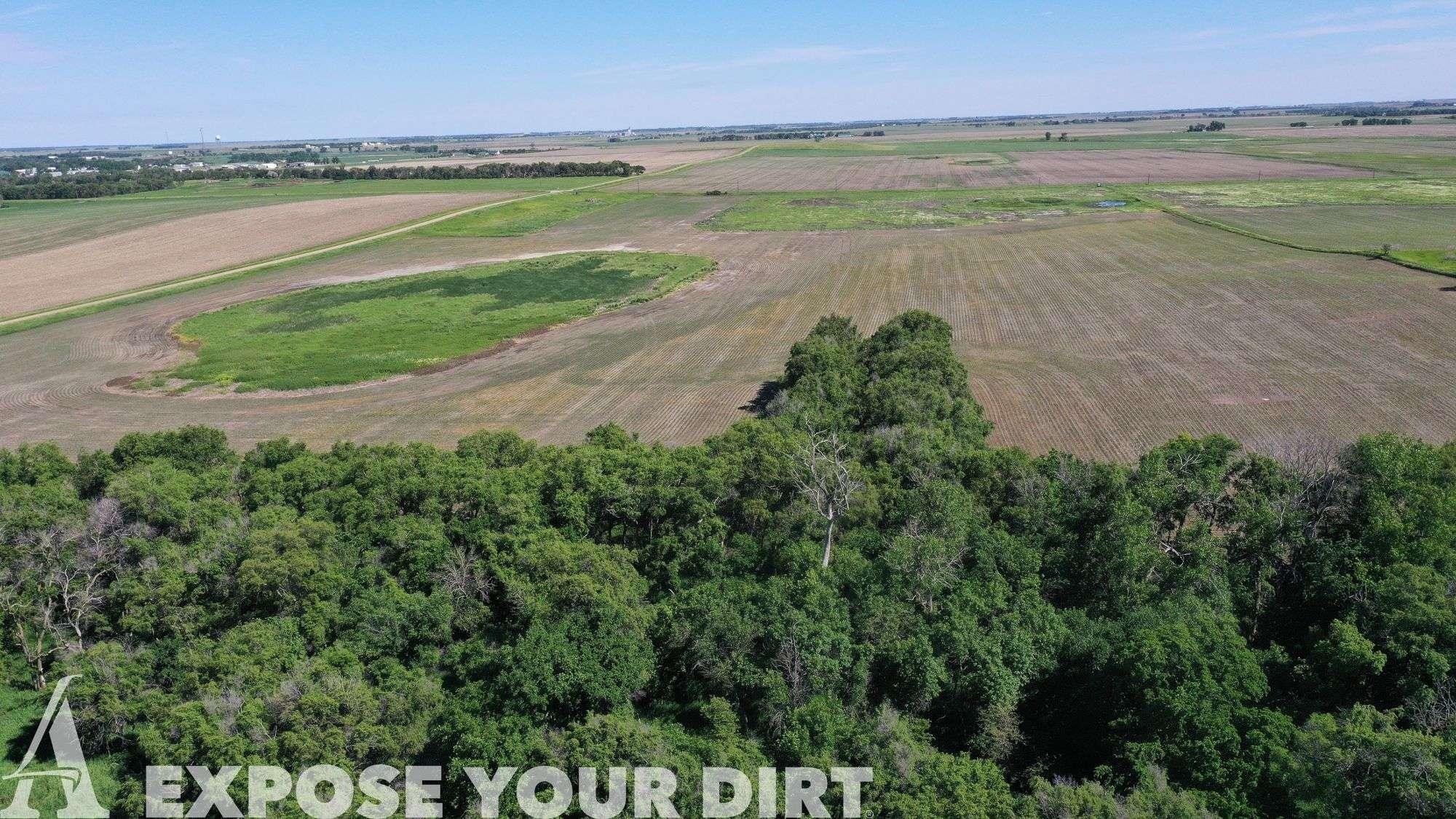 315+/ Acre Spink County, SD Online Only Land Auction