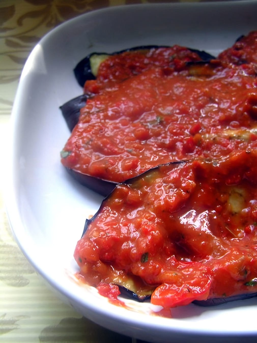 Eggplant casserole with Italian sauce
