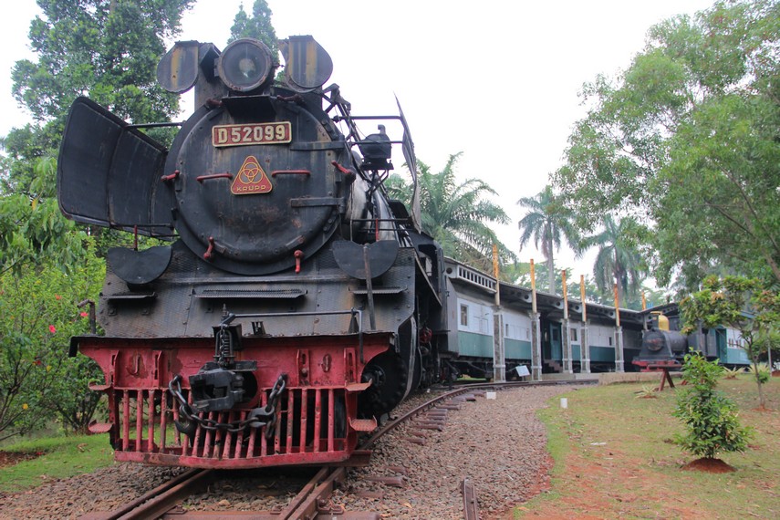 Cara membuat kue ulang tahun kukus mini 10. 10 Foto Museum Transportasi TMII Taman Mini Jakarta + Lokasi Sejarah | JejakPiknik.com