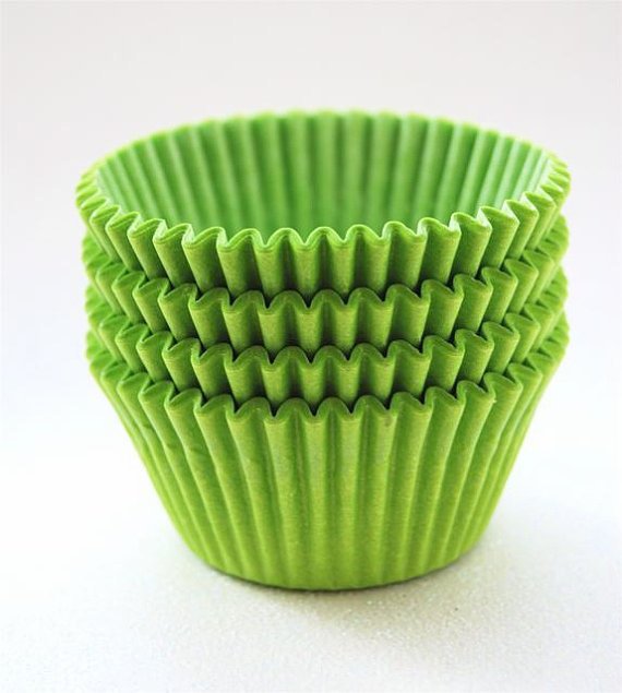 Jumbo Cupcake Liners. 500 Jumbo Cupcake Muffin Liners 2 1/4" X 1 7/8