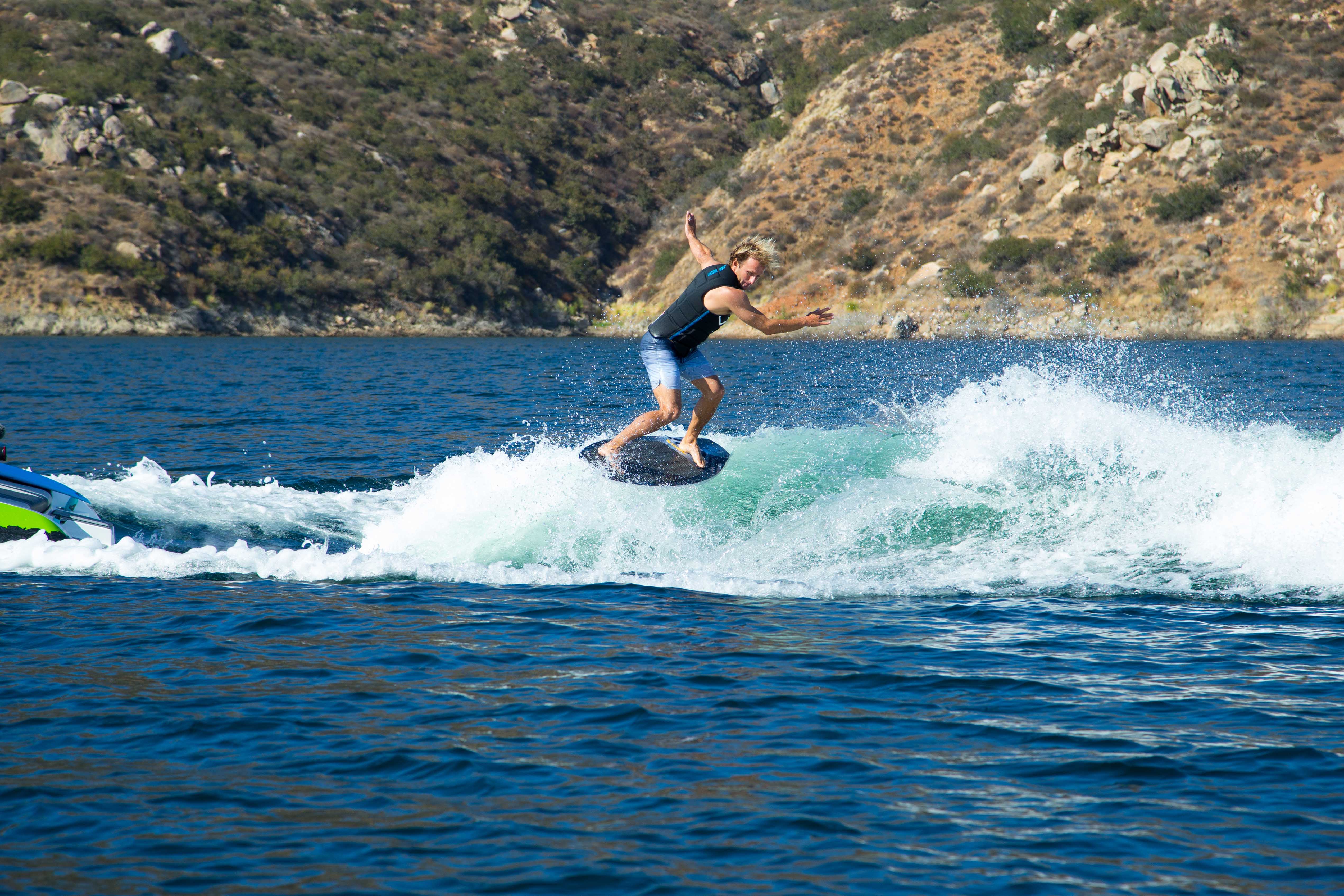 Never Summer 2019 Wake Surfboards Alliance Wakeboard