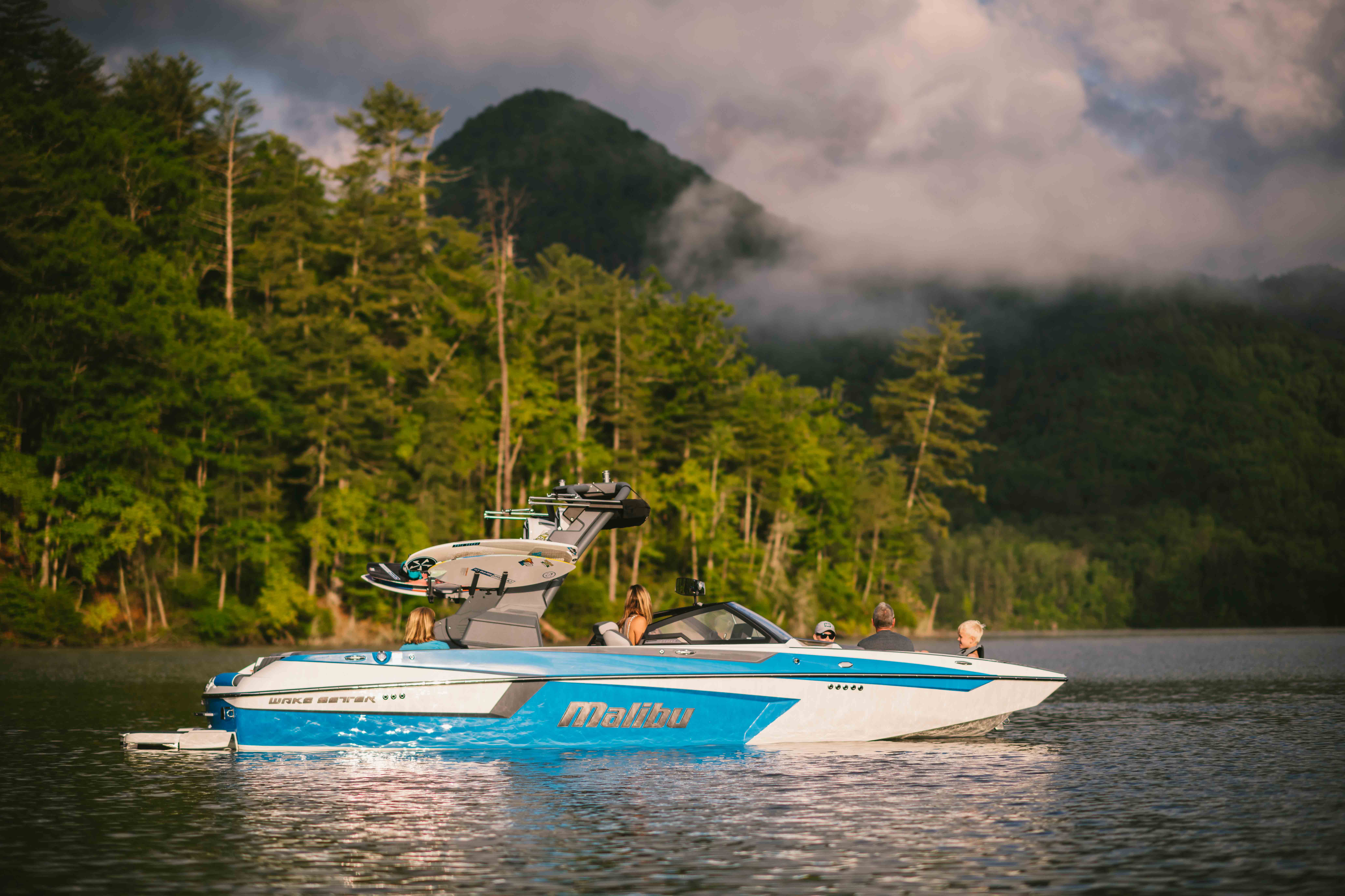Malibu Boats debuts brand new 23 MXZ for 2020 Alliance Wakeboard