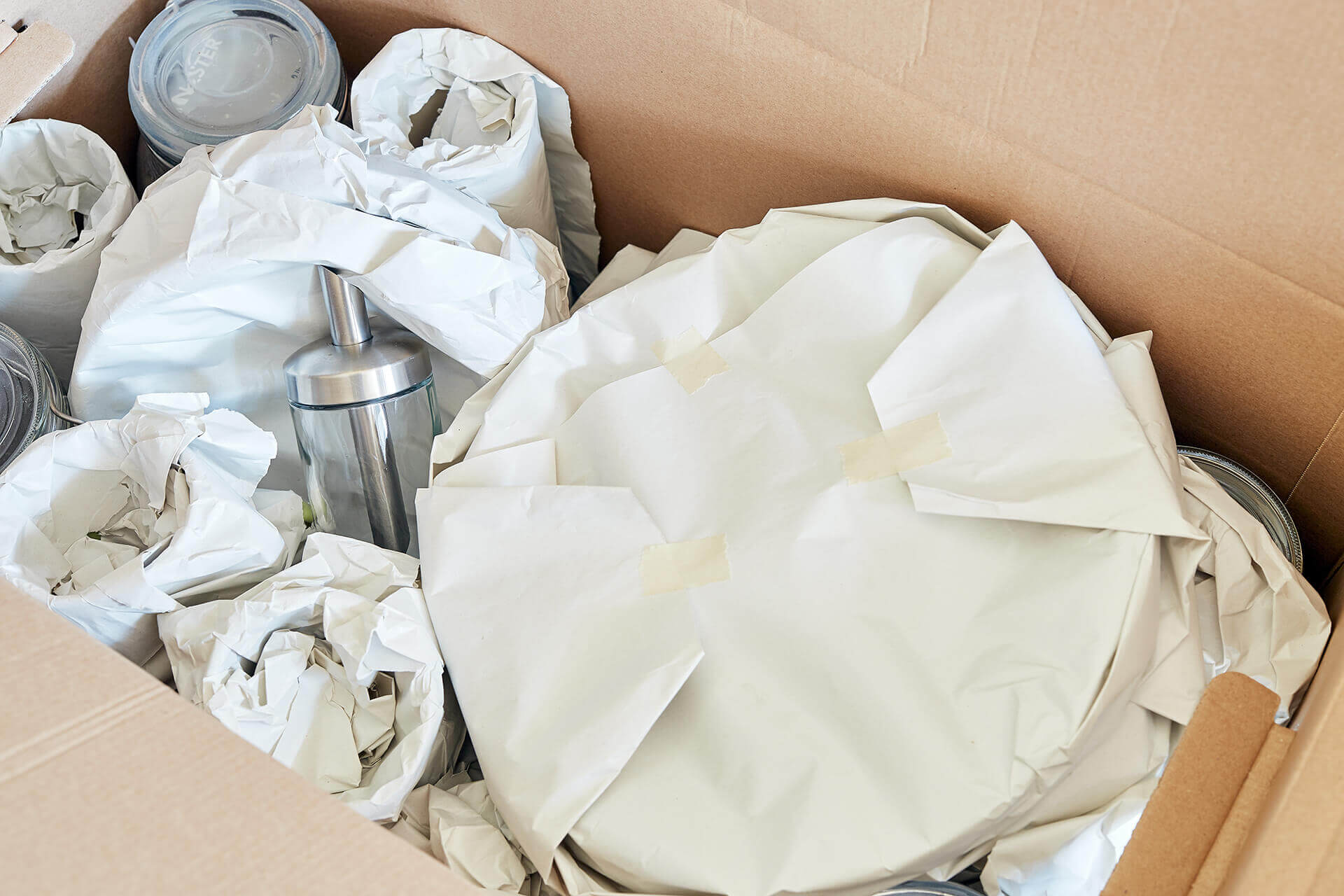 How to Pack Fragile Items Tips for Packing Breakables