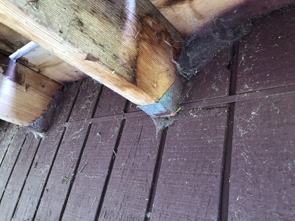 Incorrectly attached metal deck joist hangers All Islands Home