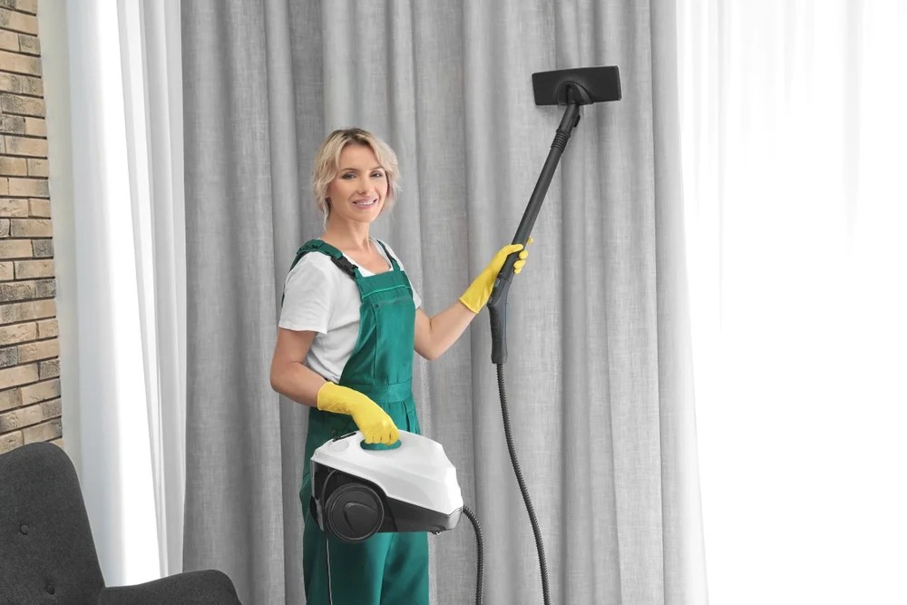 Important Benefits Of Hiring Professionals For Drape Cleaning Allison Peter