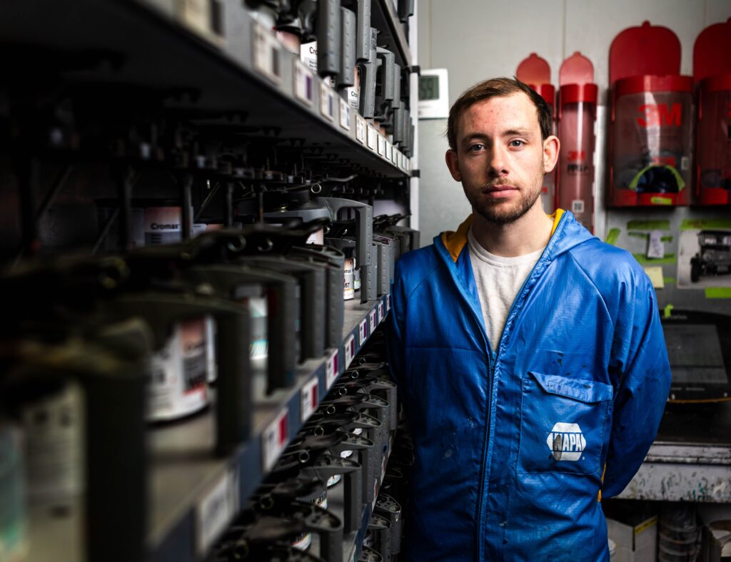 Calgary Auto Paint Services l All Makes Collision Centre