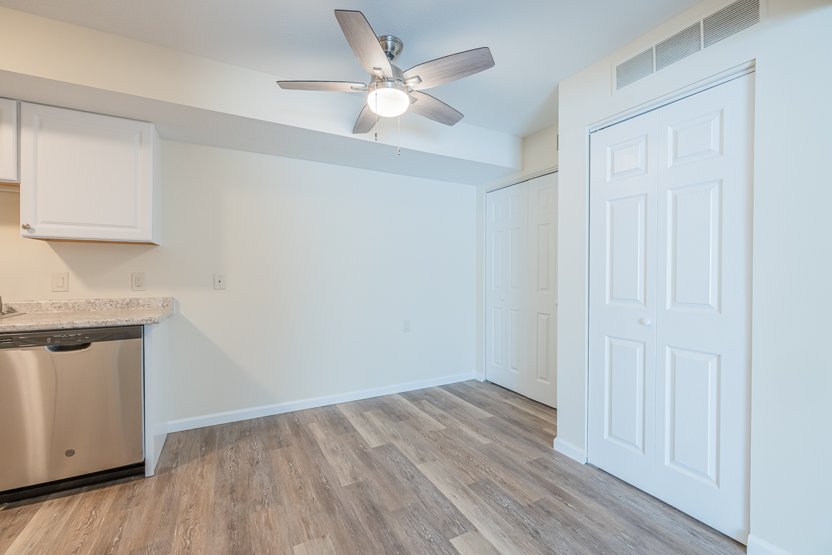 Rosemont Apartments Alloco Real Estate