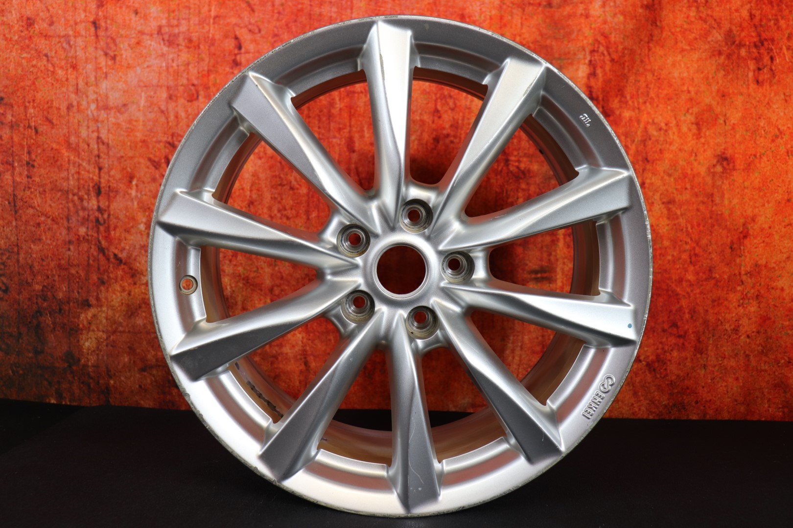 Infiniti G37 Q60 2011 2012 2013 18" OEM Rim Wheel 73742 89620424