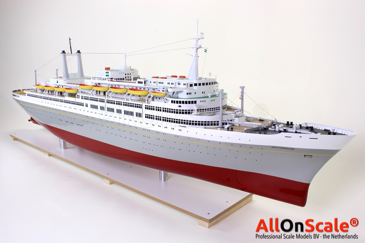 SS Rotterdam 1100 Professional Scale Models BV
