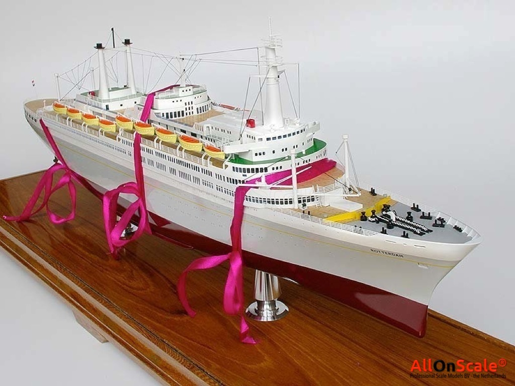 SS Rotterdam 1300 Professional Scale Models BV