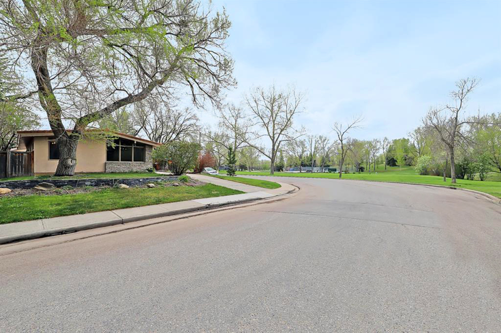 Alloy Homes Charleswood YYC SOLD