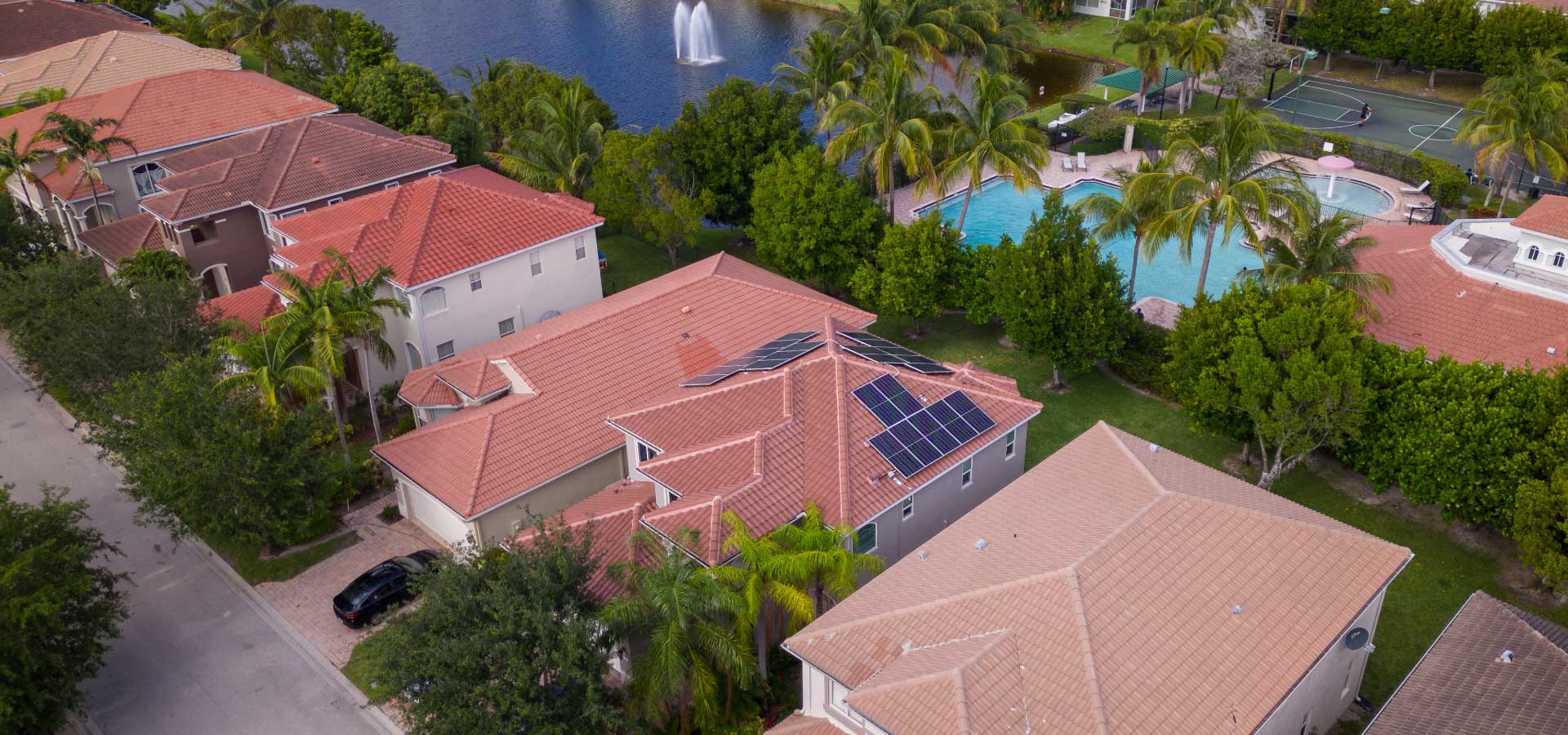 Carrollwood APRS Commercial & Residential Roofing Services