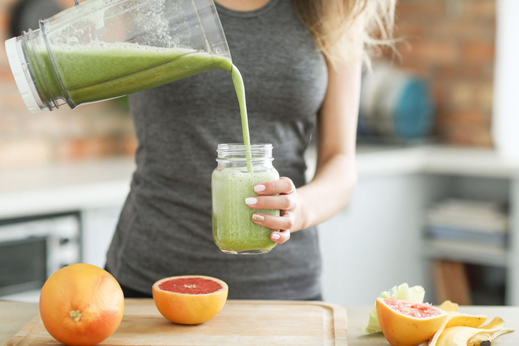 Simple, yet Delicious Green Smoothie Recipes for a Flat Belly