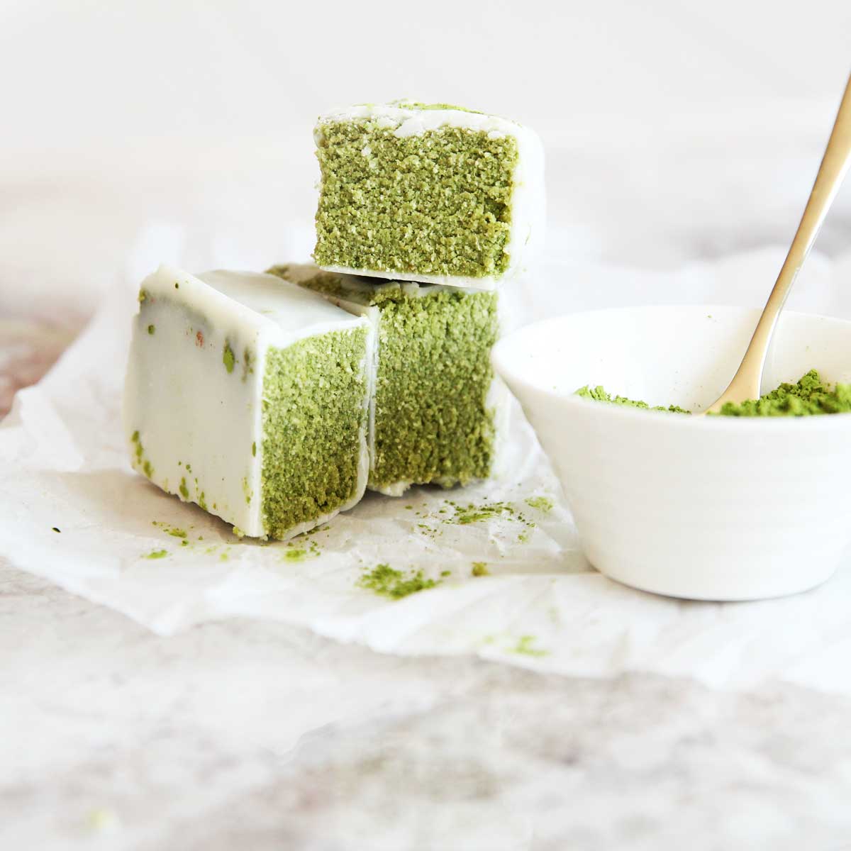 Homemade Applesauce & Matcha Protein Bar Recipe (NutFree, PlantBased