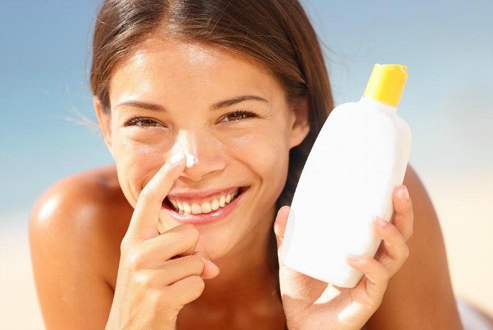 27 Ways on How to Get Rid of Dark Circles Under Eyes Naturally