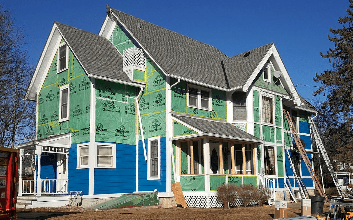 Should a Home Roofing or Siding Project Come First?