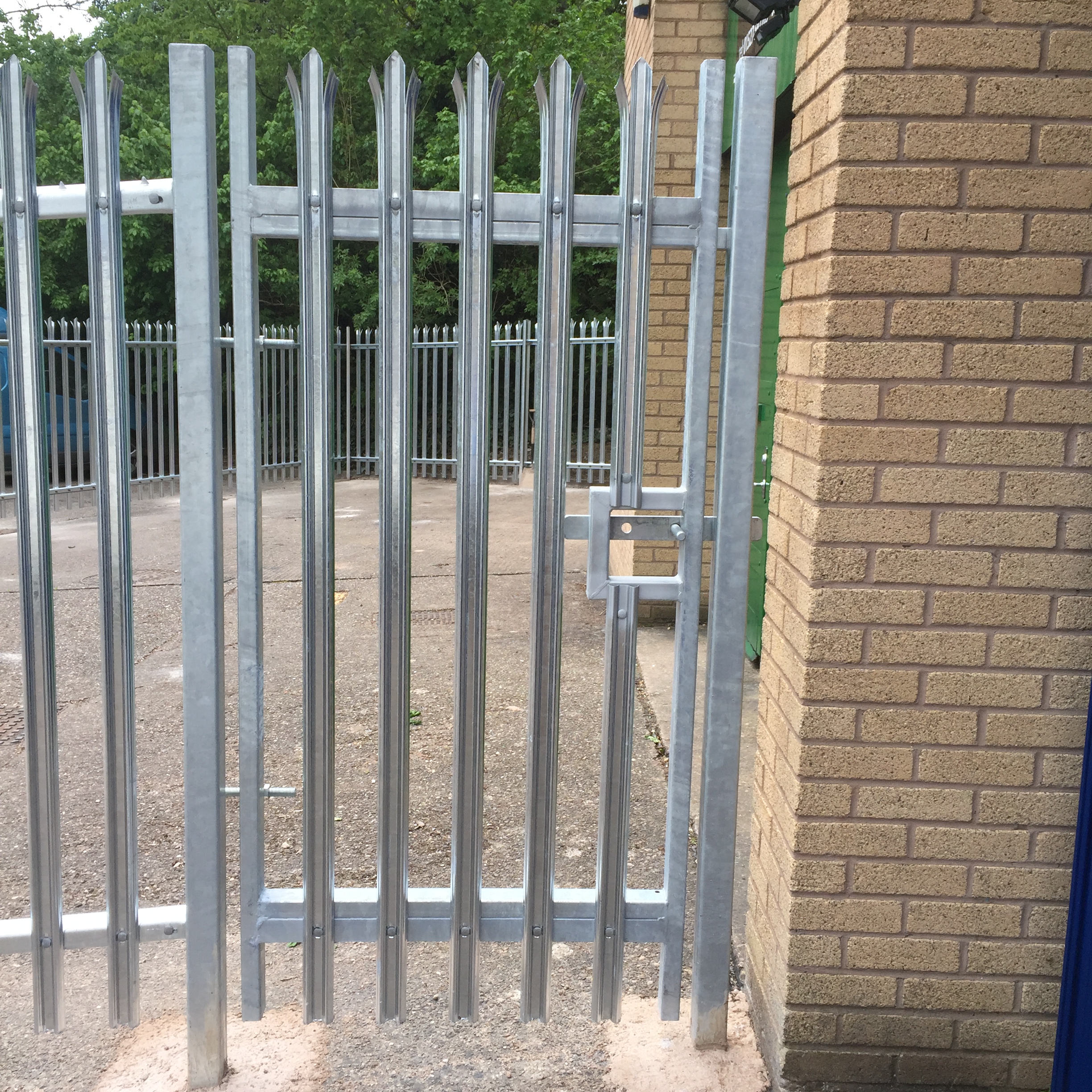 1.8m High ‘W’ Section Palisade Security Fencing, Galvanised from £25.00