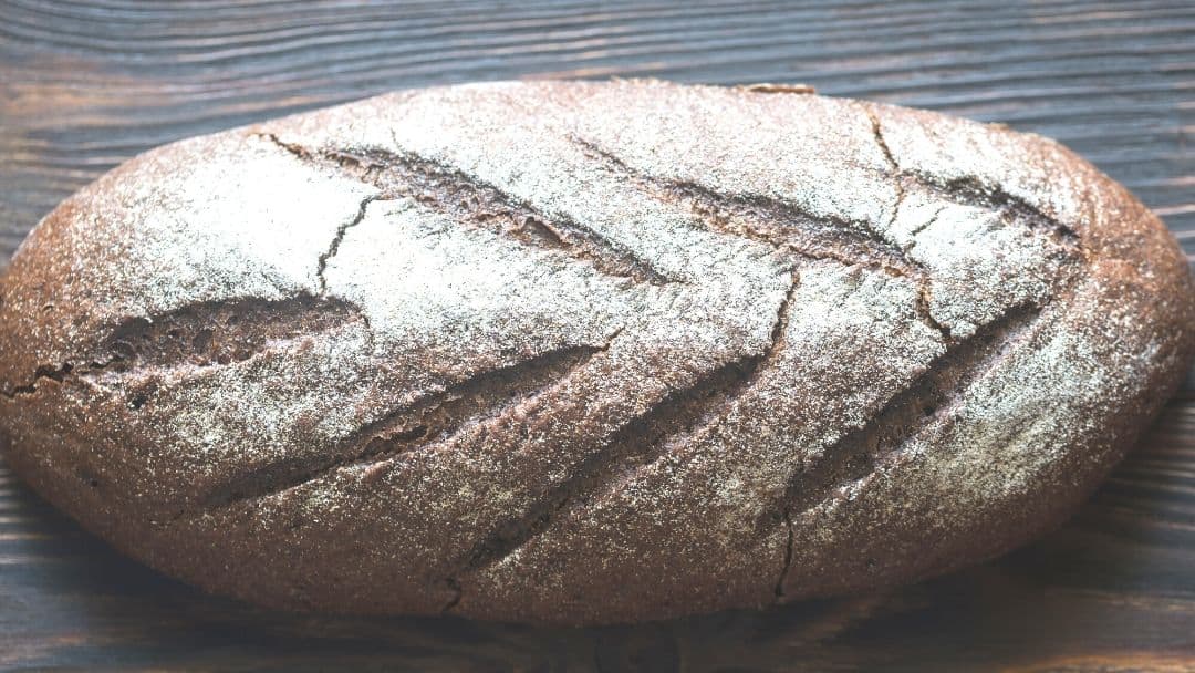 Easy Authentic German Rye Bread without Sourdough