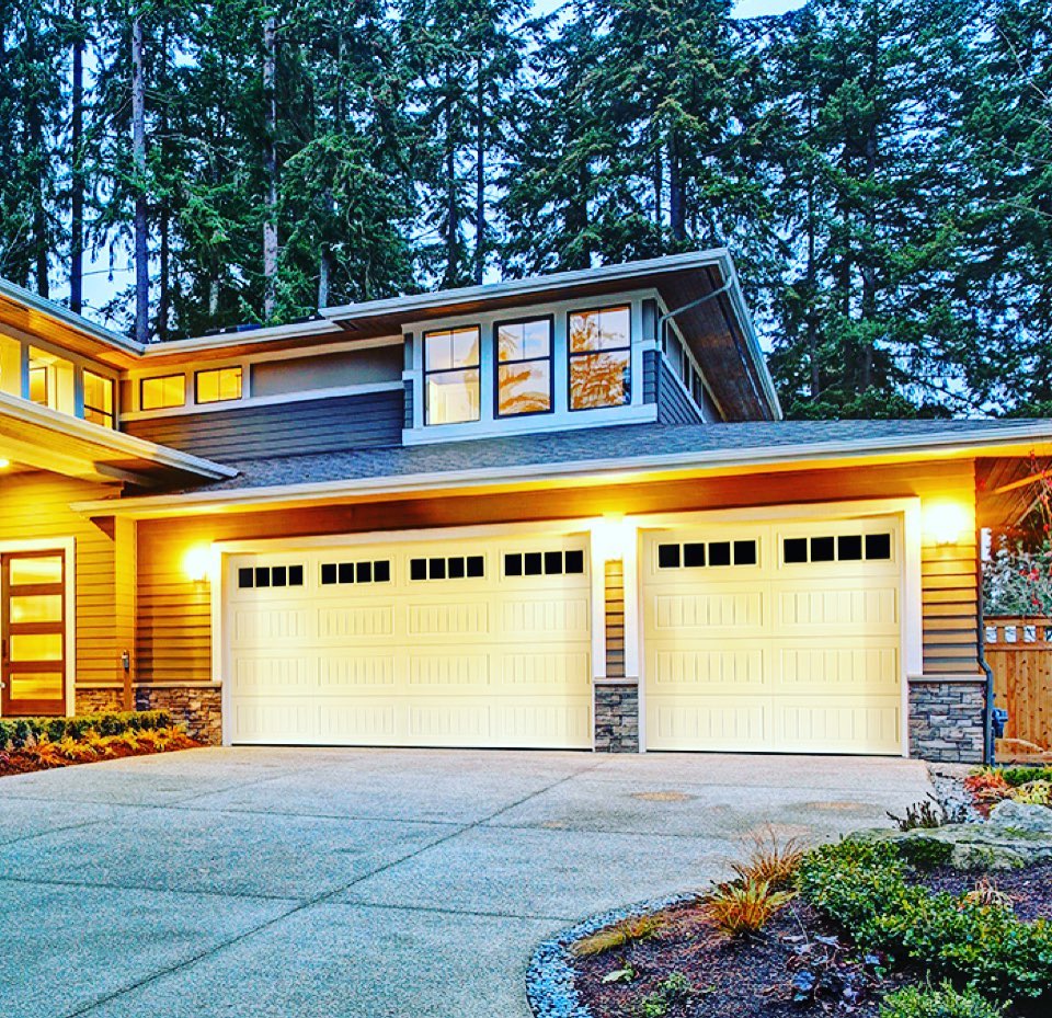 Clarksville's Trusted Garage Door Repair and Installation Experts All